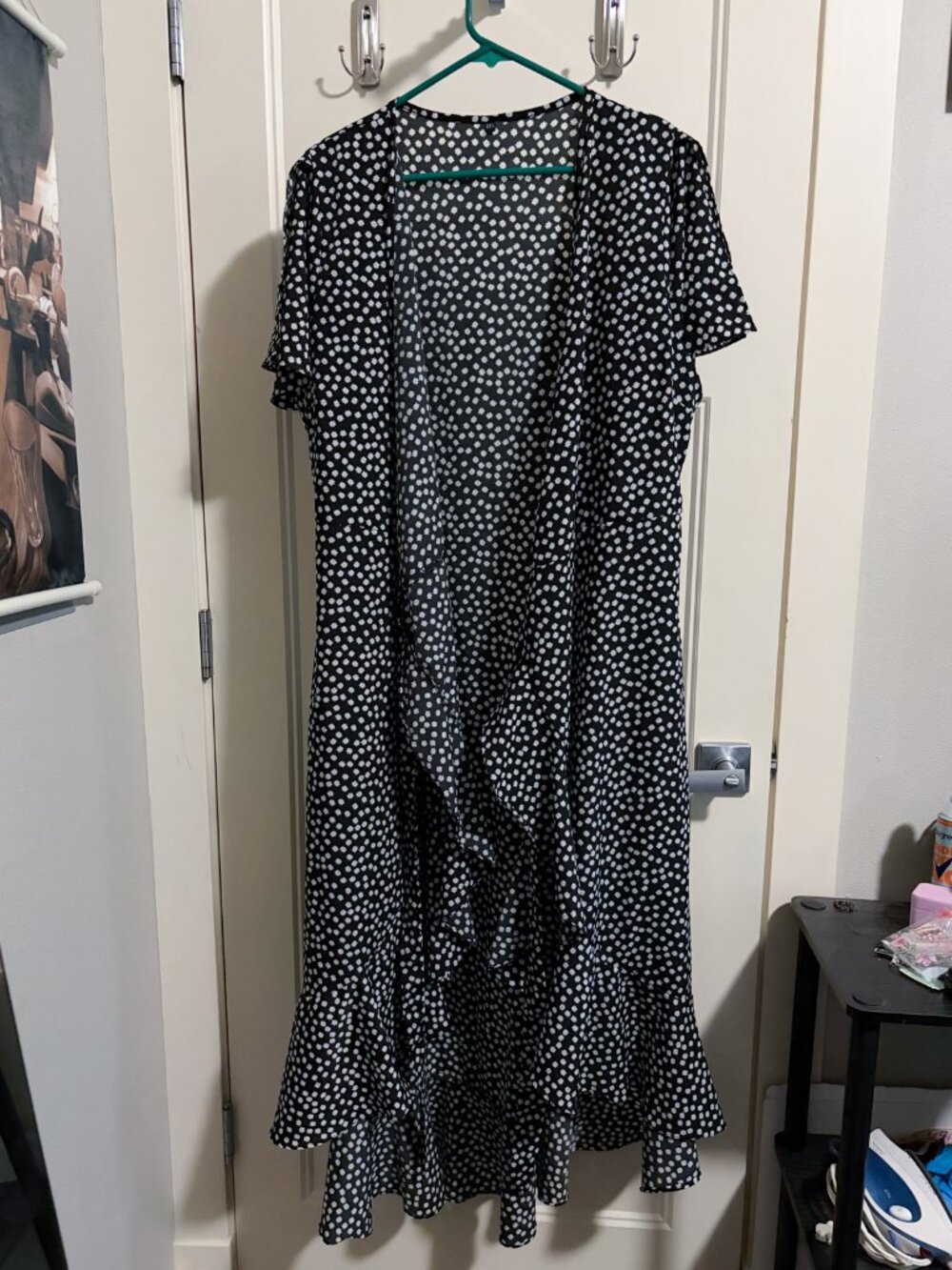 0X/1X Black & White Micro Floral Print Wrap Midi Dress - V-Neck + Split Sleeves - Picture 4 of 13